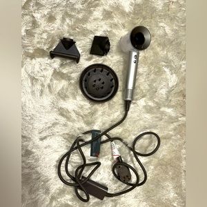 Dyson Special Edition Supersonic Hair Dryer . Special edition pieces attached